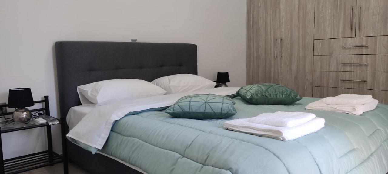 Modern Apartment In Итеа Экстерьер фото